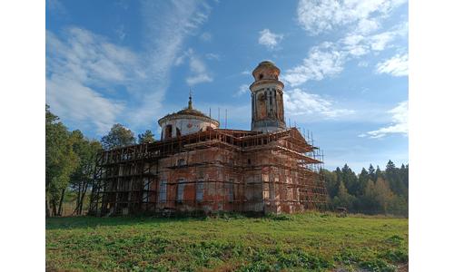 Как восстанавливают Знаменскую церковь в Подмосковье